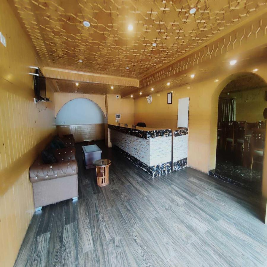 Hotel Sheen Srīnagar Dış mekan fotoğraf