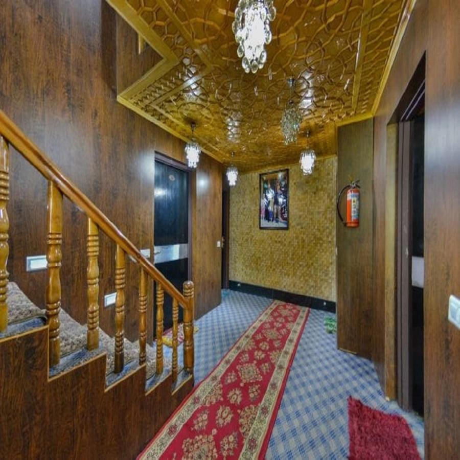 Hotel Sheen Srīnagar Dış mekan fotoğraf