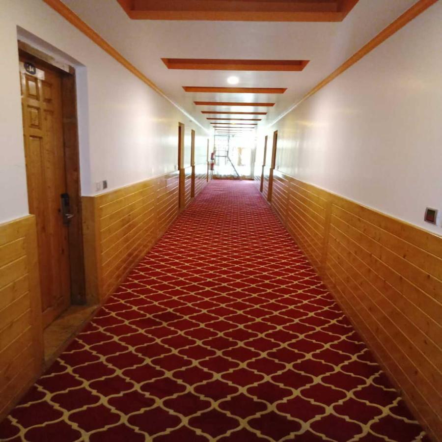 Hotel Sheen Srīnagar Dış mekan fotoğraf